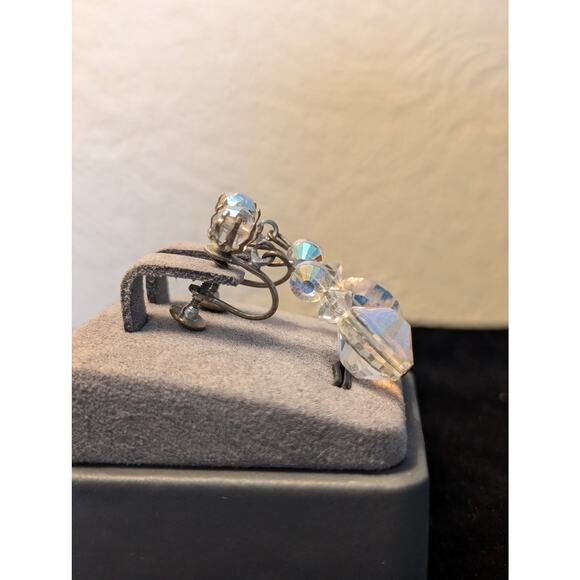 Unique Vintage Aurora Borealis AB Crystal Dangle Screw Back Earrings - Picture 3 of 7